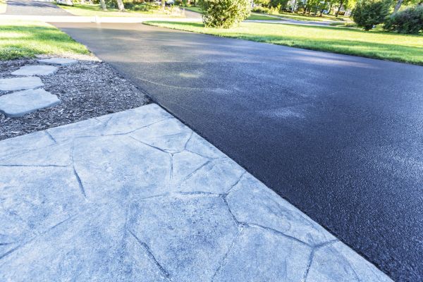 Cost of Residential Driveway Sealing in Evergreen
