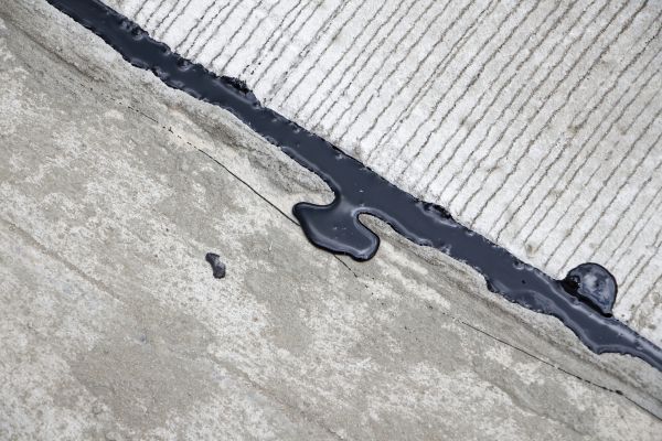 Cost of Pavement Crack Sealing in Evergreen