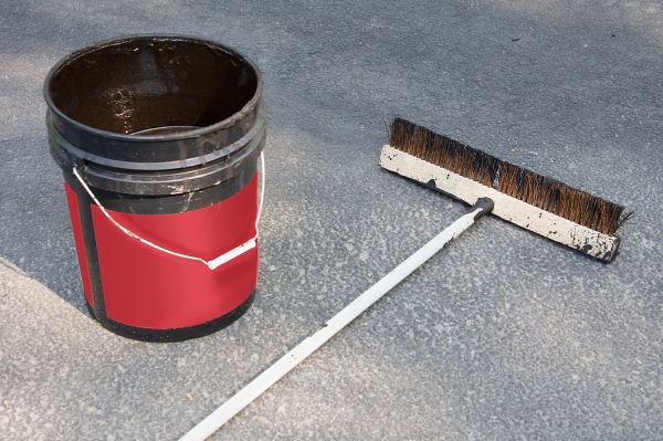 Cost of Residential Blacktop Sealing in Evergreen